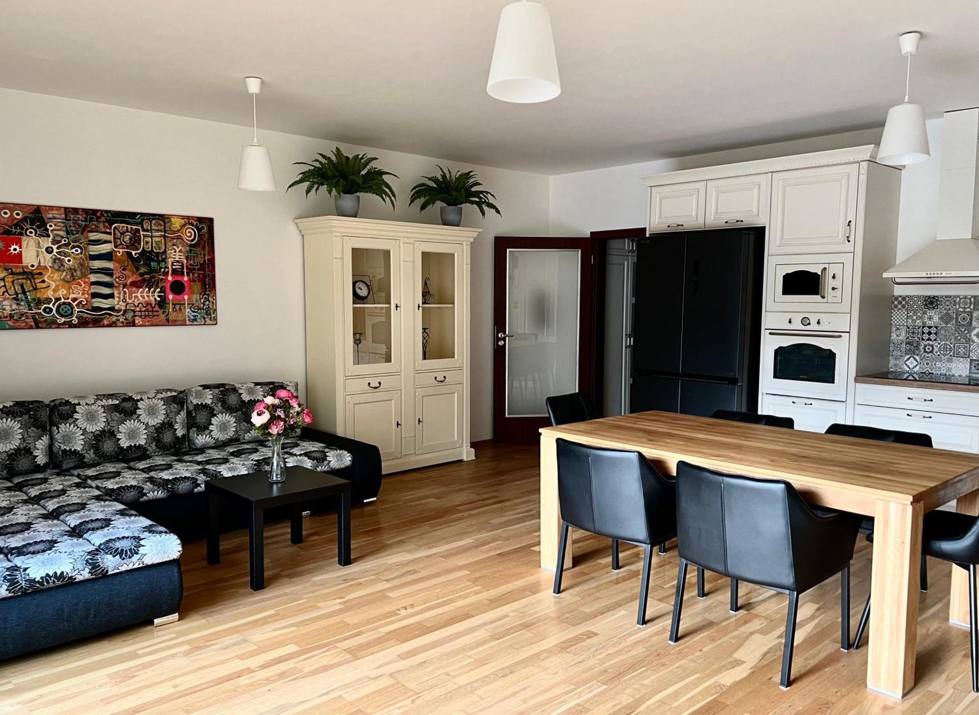 Artflora Kv Premium Apartment Karlovy Vary Ngoại thất bức ảnh