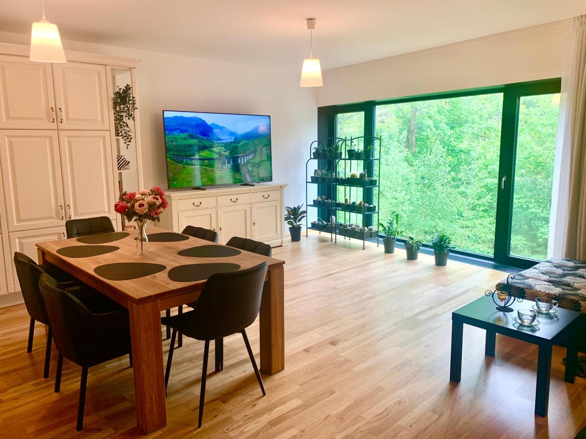 Artflora Kv Premium Apartment Karlovy Vary Ngoại thất bức ảnh